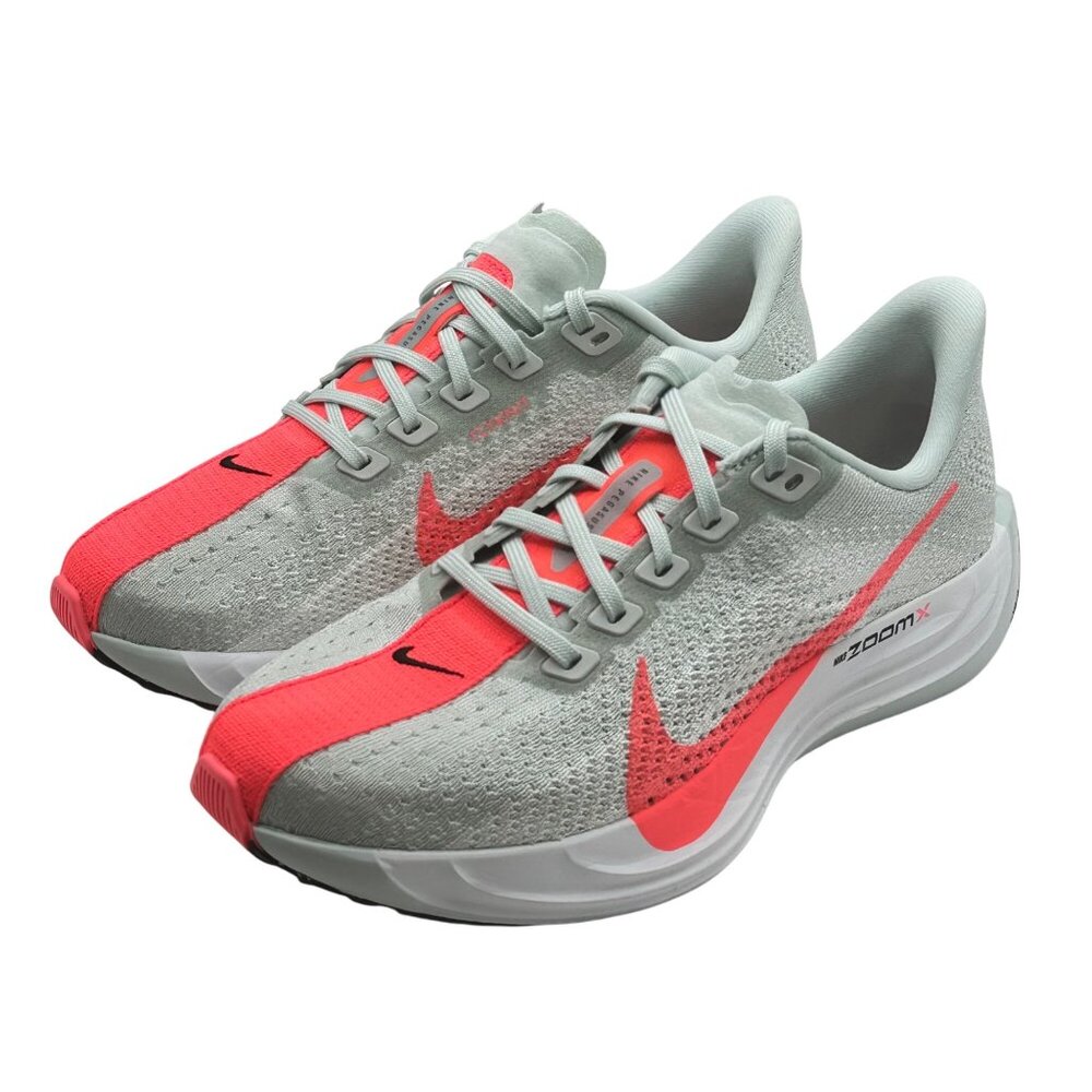 Women's Nike Pegasus Plus Low Running Shoes White FQ7261-001 NEW* Sz 7 - Picture 2 of 12